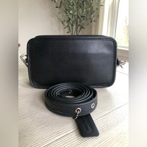 Vintage Coach Black Leather Top of Counter Compartment Bag #9167 with Hangtag